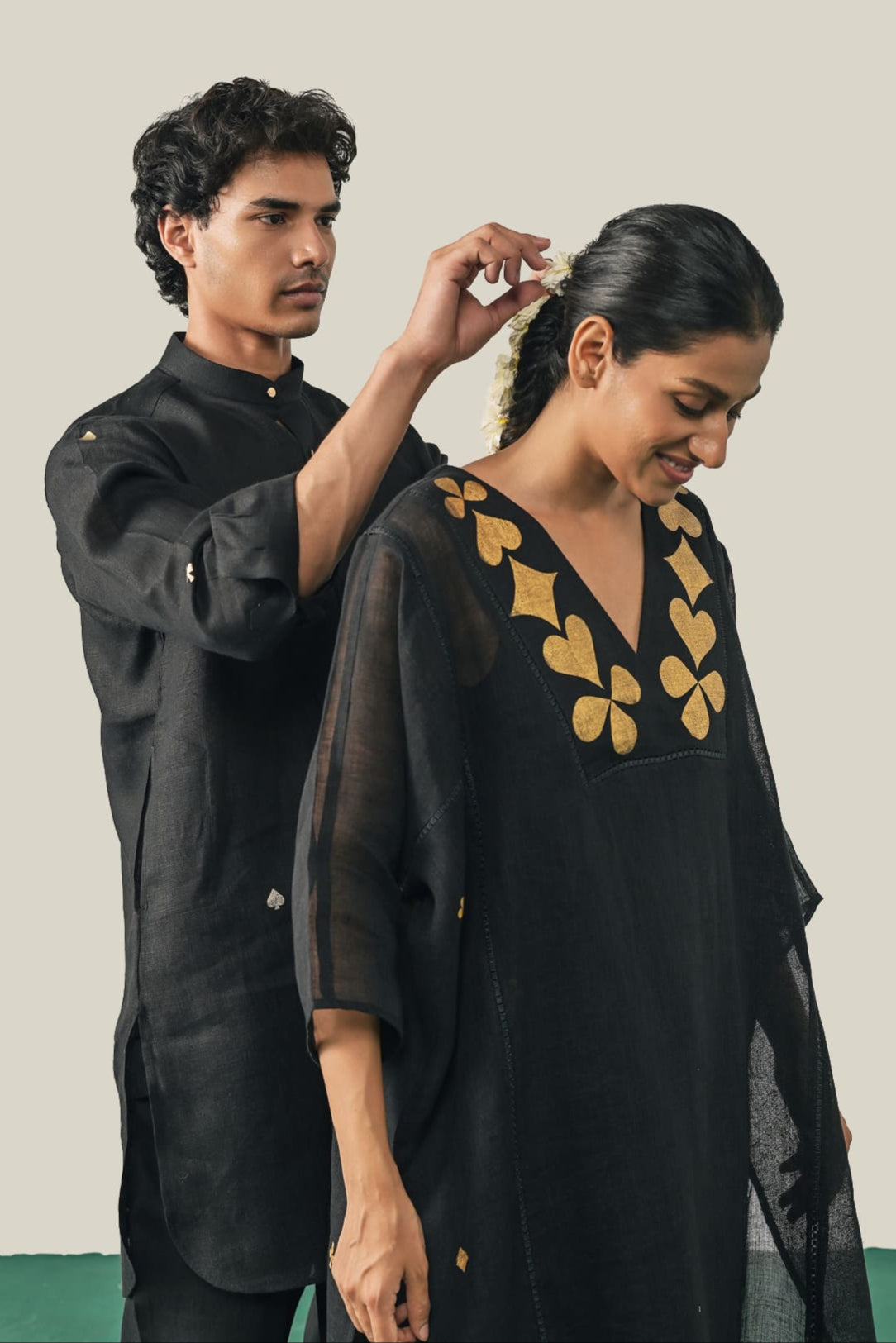 The Flush Femme Kurta Set - Black