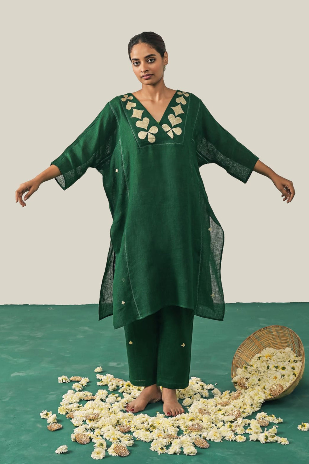 The Flush Femme Kurta Set - Bottle Green