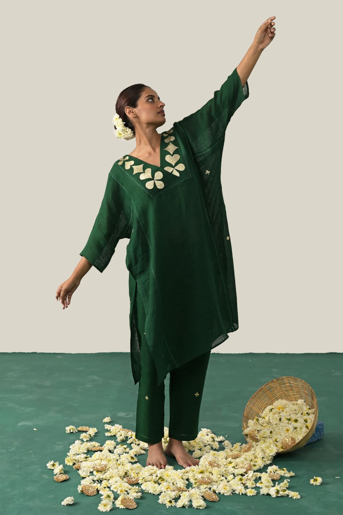 The Flush Femme Kurta Set - Bottle Green