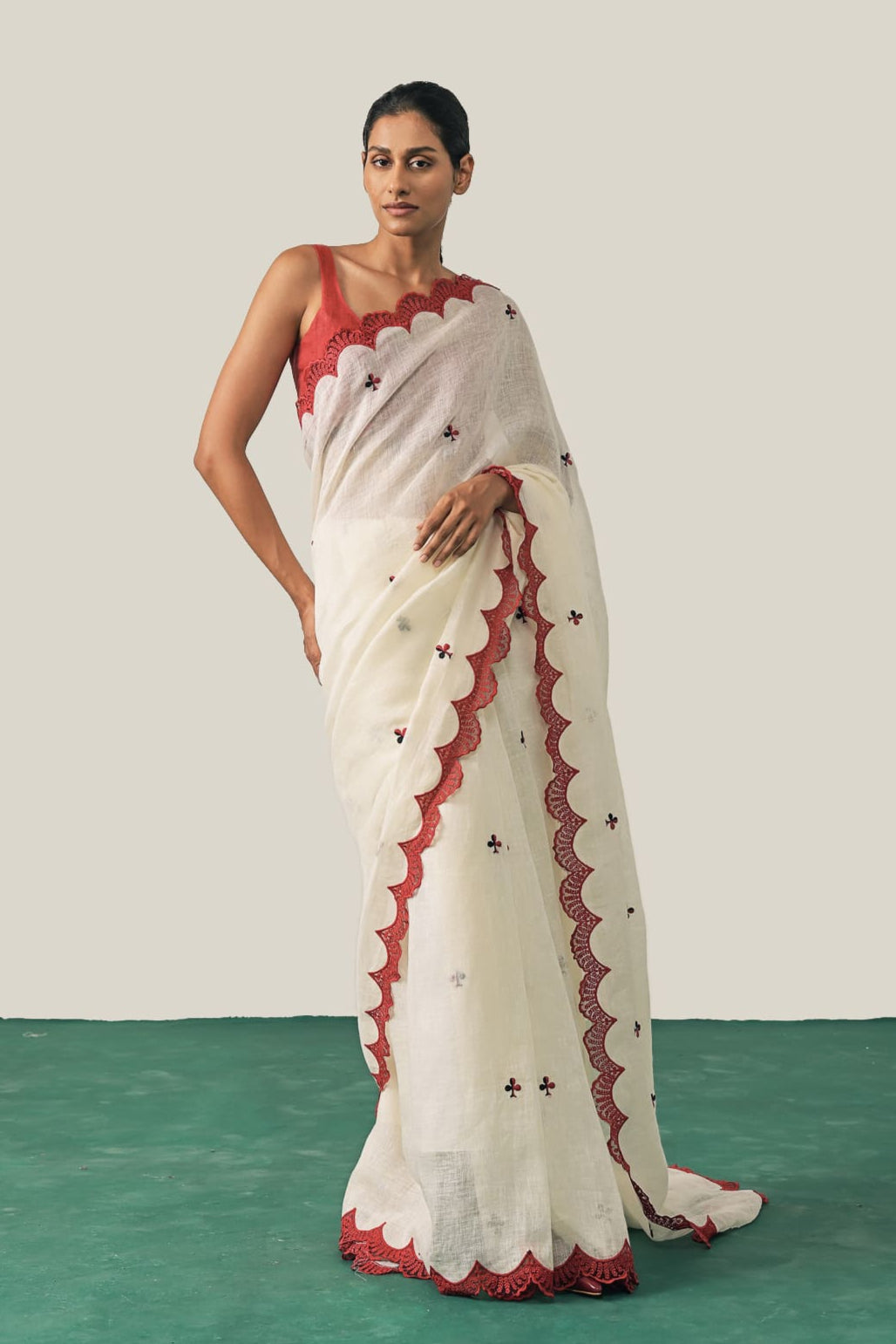 The Queen of Clubs Saree - Ivory
